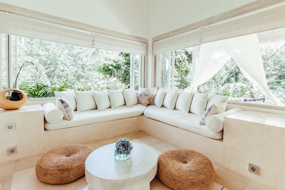 Living room image 1