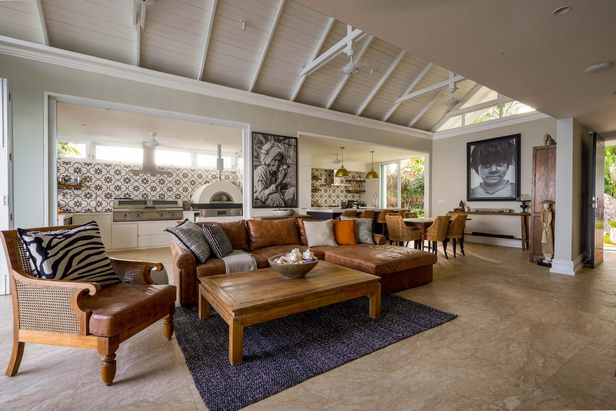 Living room image 1