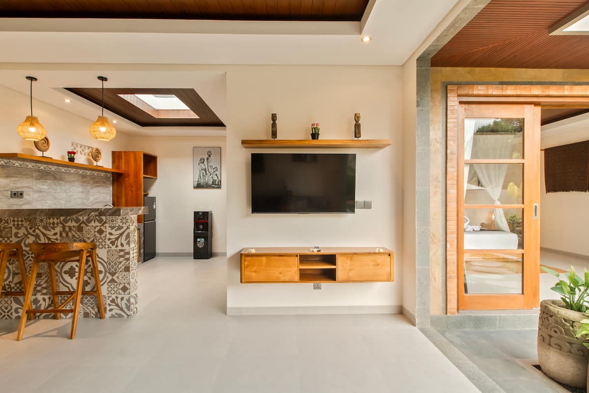 Living room image 1