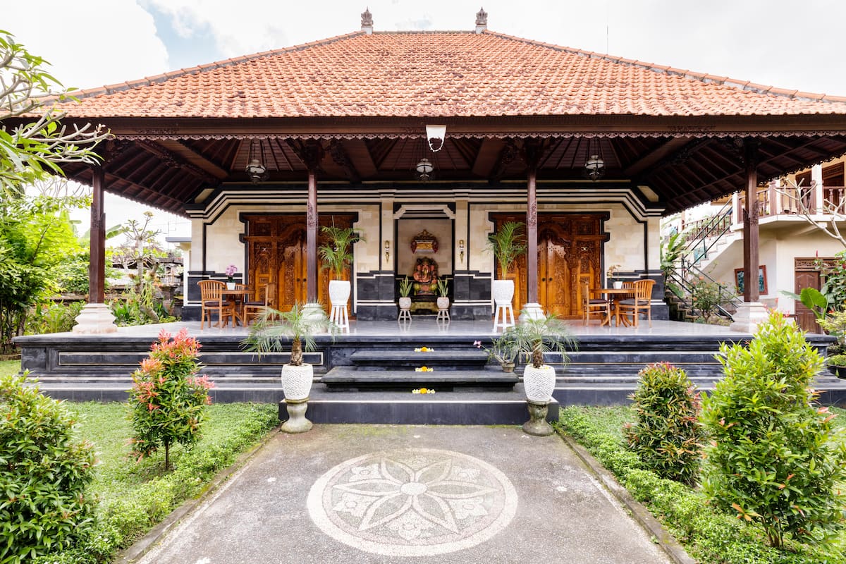 Listing image 1