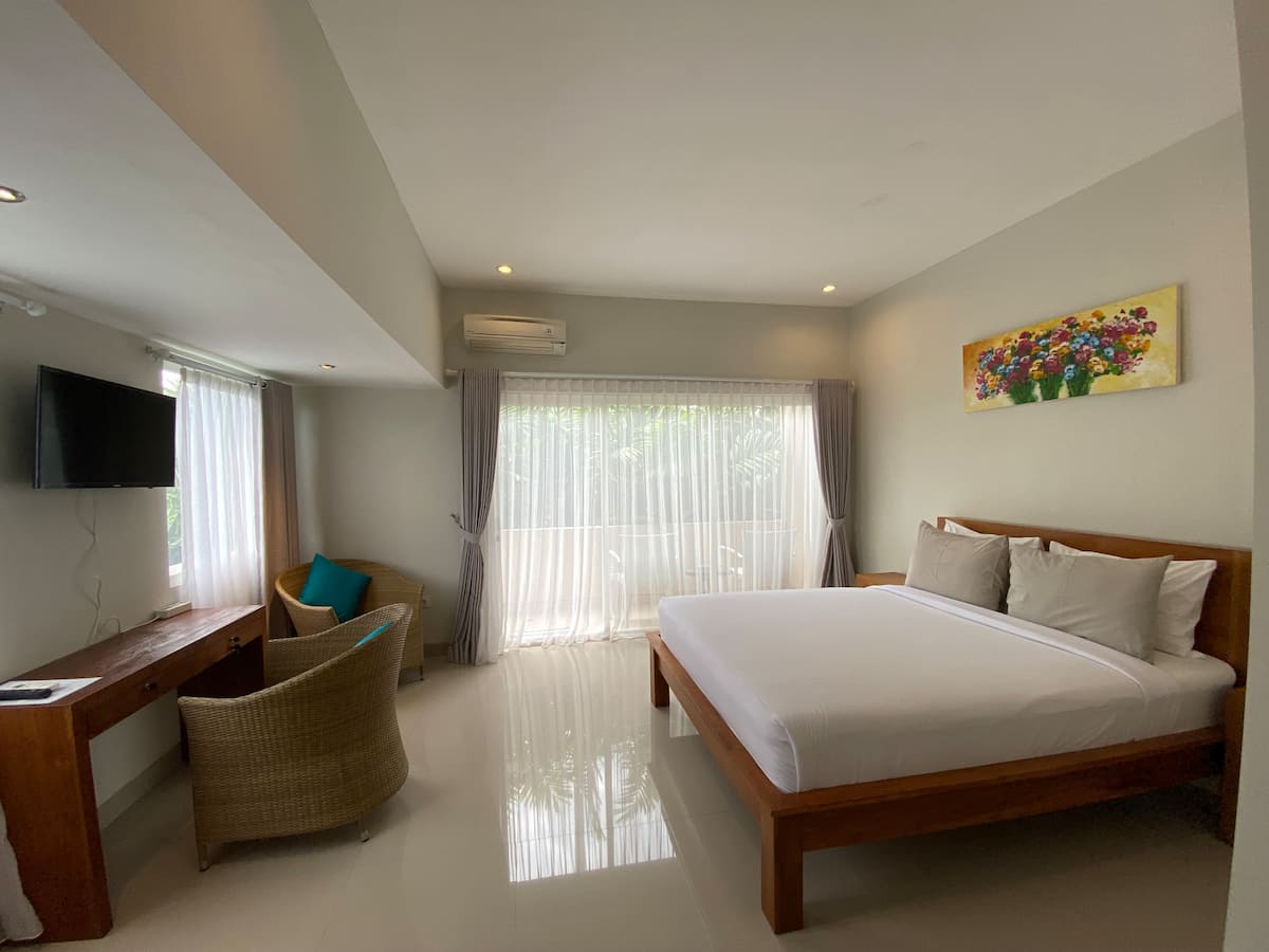 Bedroom image 1